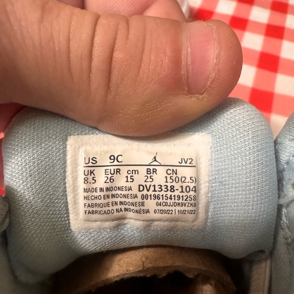 JORDAN 1 MID (TD) TODDLER US SIZE - 9 C - Picture 6 of 9